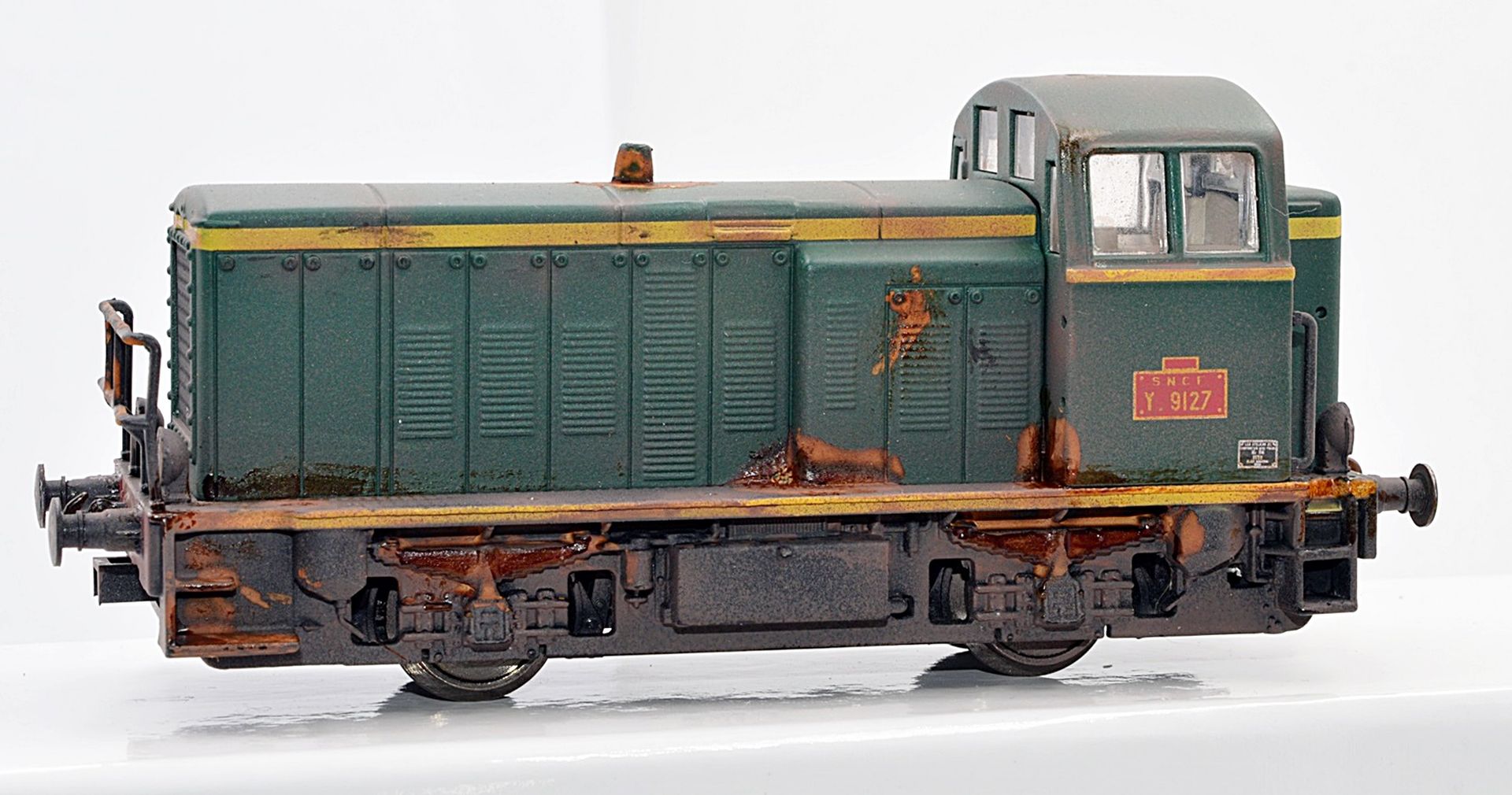 Brawa 45986 HO - Set De 2 Wagons Transport De Bieres Kronenbourg Et Mutzig Sncf